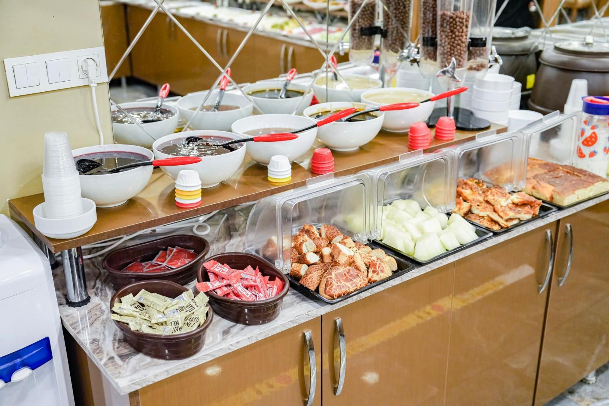Hamit Hotel Kizilay Ankara Esterno foto